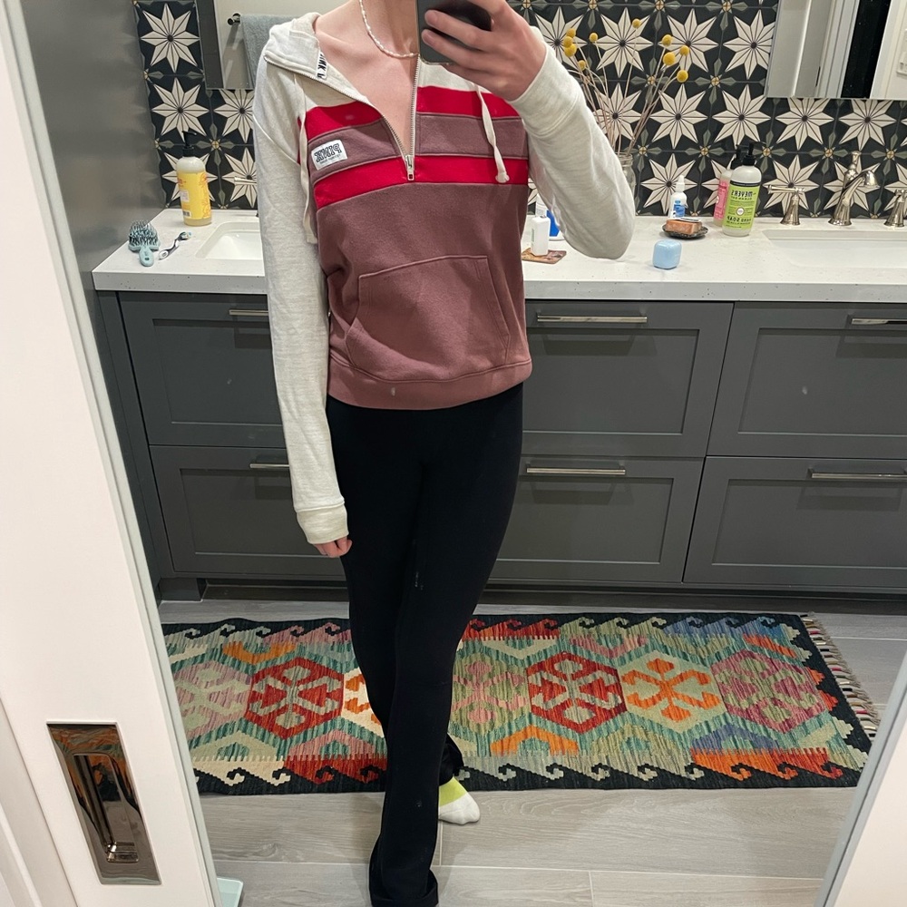 Sweatshirt VS Pink - Picture 2 of 5